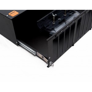 Hyperline FO-19V-3U-12xSLT-W130H30-96UN-BK Бокс оптический универсальный 19 выдвижной, с полкой, от 8 до 96 портов (SC, duplex LC, ST, FC), со сплайс пластиной, без пигтейлов и проходных адаптеров, 3U, черный Hyperline FO-19V-3U-12xSLT-W130H30-96UN-BK Бокс оптический универсальный 19 выдвижной, с полкой, от 8 до 96 портов (SC, duplex LC, ST, FC), со сплайс пластиной, без пигтейлов и проходных адаптеров, 3U, черный