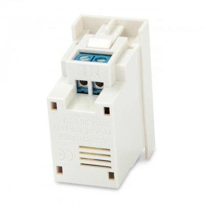 Hyperline M45/2-USBCH1-WH Модуль розетки USB для зарядки, 1 порт, 1М, 1А, 5В, 45x22.5мм, белый Hyperline M45/2-USBCH1-WH Модуль розетки USB для зарядки, 1 порт, 1М, 1А, 5В, 45x22.5мм, белый