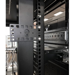 Hyperline PMR-1.5U-M-RAL9005 Кронштейн 1.5U, крепеж типа монетка, цвет черный RAL9005 (4 шт. в комплекте) Hyperline PMR-1.5U-M-RAL9005 Кронштейн 1.5U, крепеж типа монетка, цвет черный RAL9005 (4 шт. в комплекте)