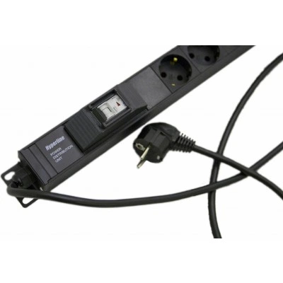 Hyperline SHE-15SH-3IEC-B-2.5EU Блок розеток, вертикальный, 15 розеток Schuko, 3 розетки IEC320 C13, автоматический выключатель, кабель питания 2.5м (3х1.5мм2) с вилкой Schuko 16A, 250В, 1040x44.4x44.4мм (ДхШхВ), корпус алюминий, черный Hyperline SHE-15SH-3IEC-B-2.5EU Блок розеток, вертикальный, 15 розеток Schuko, 3 розетки IEC320 C13, автоматический выключатель, кабель питания 2.5м (3х1.5мм2) с вилкой Schuko 16A, 250В, 1040x44.4x44.4мм (ДхШхВ), корпус алюминий, черный