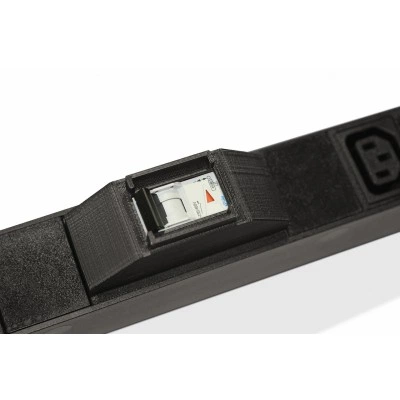 Hyperline SHE-18IEC-6BIEC-3V-3PVR Блок розеток, вертикальный, 3 блока по 6 розеток IEC320 С13 + 2 розетки IEC320 С19 + авт. выключатель, кабель питания 3м (5х6.0мм2) с вилкой IEC 60309 32A (3P+N+E), 380В, 1556х68х44.4мм (ДхШхВ), корпус алюминий, черный Hyperline SHE-18IEC-6BIEC-3V-3PVR Блок розеток, вертикальный, 3 блока по 6 розеток IEC320 С13 + 2 розетки IEC320 С19 + авт. выключатель, кабель питания 3м (5х6.0мм2) с вилкой IEC 60309 32A (3P+N+E), 380В, 1556х68х44.4мм (ДхШхВ), корпус алюминий, черный