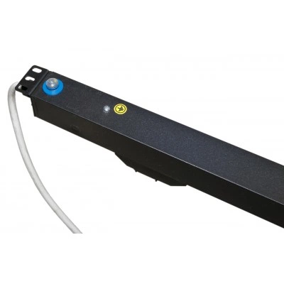Hyperline SHE-20IEC-4BIEC-B-3PVB Блок розеток, вертикальный, 20 розеток IEC320 C13, 4 розетки IEC320 C19, автоматич. выключатель, кабель питания 3м (3х4.0мм2) с вилкой IEC 60309 32А (2х16A) (2P+E), 250В, 1556x44.4x44.4мм (ДхШхВ), корпус алюминий, черный Hyperline SHE-20IEC-4BIEC-B-3PVB Блок розеток, вертикальный, 20 розеток IEC320 C13, 4 розетки IEC320 C19, автоматич. выключатель, кабель питания 3м (3х4.0мм2) с вилкой IEC 60309 32А (2х16A) (2P+E), 250В, 1556x44.4x44.4мм (ДхШхВ), корпус алюминий, черный