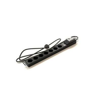 Hyperline SHE19-7SH-BF-2.5EU Блок розеток для 19 шкафов, горизонтальный, 7 розеток Schuko, автомат. выключатель, защита от перенапряжения, кабель питания 2.5м (3х1.5мм2) с вилкой Schuko 16A, 250В, 482.6x44.4x44.4мм (ШхГхВ), корпус алюминий, черный Hyperline SHE19-7SH-BF-2.5EU Блок розеток для 19 шкафов, горизонтальный, 7 розеток Schuko, автомат. выключатель, защита от перенапряжения, кабель питания 2.5м (3х1.5мм2) с вилкой Schuko 16A, 250В, 482.6x44.4x44.4мм (ШхГхВ), корпус алюминий, черный