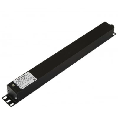 Hyperline SHE19-9SH-CB Блок розеток для 19 шкафов, горизонтальный, 9 розеток Schuko, без кабеля питания, клеммная колодка 16A, 250В, 482.6x44.4x44.4мм (ШхГхВ), корпус алюминий, черный Hyperline SHE19-9SH-CB Блок розеток для 19 шкафов, горизонтальный, 9 розеток Schuko, без кабеля питания, клеммная колодка 16A, 250В, 482.6x44.4x44.4мм (ШхГхВ), корпус алюминий, черный