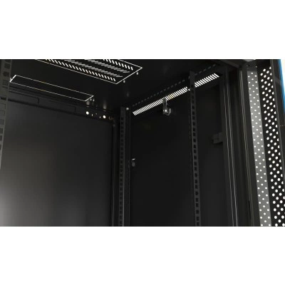 Hyperline TWB-2245-SR-RAL9004 Шкаф настенный 19-дюймовый (19), 22U, 1086x600х450мм, металлическая передняя дверь с замком, две боковые панели, цвет черный (RAL 9004) (разобранный) Hyperline TWB-2245-SR-RAL9004 Шкаф настенный 19-дюймовый (19), 22U, 1086x600х450мм, металлическая передняя дверь с замком, две боковые панели, цвет черный (RAL 9004) (разобранный)